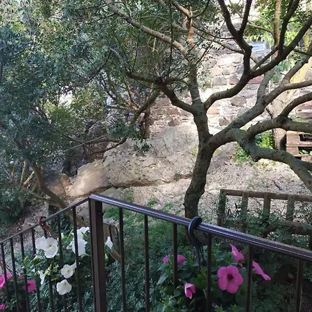 Ottoulivi Bed and Breakfast Sardara