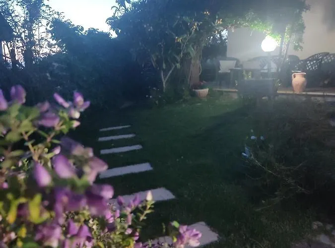 Ottoulivi Bed & Breakfast Sardara